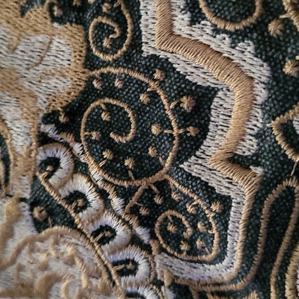 ✔️ Patricia Nash Leather & Embroidered Tote in Brown/Cream and Black/Dark Blue - Picture 8 of 11